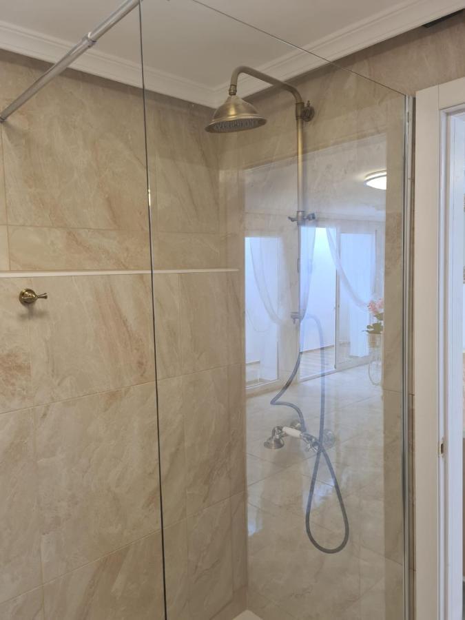 Apartamento Retro 1 Bedroom *